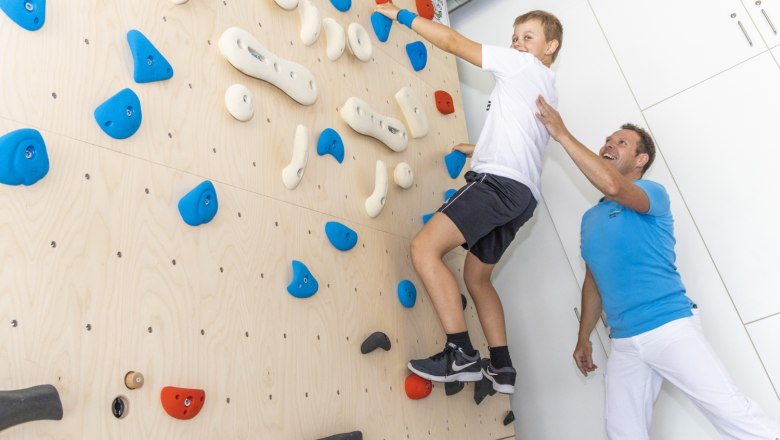 Kletterwand für Anfänger und Fortgeschrittene, © Emotion Therapiezentrum GmbH